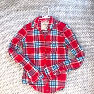 🌸 5 for 10$ / Hollister plaid shirt